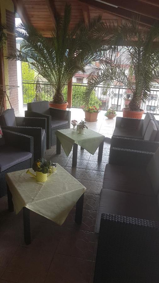 Apartmani Ksenija Krapinske Toplice Exteriör bild