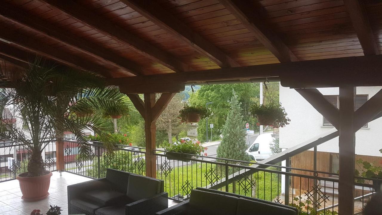Apartmani Ksenija Krapinske Toplice Exteriör bild