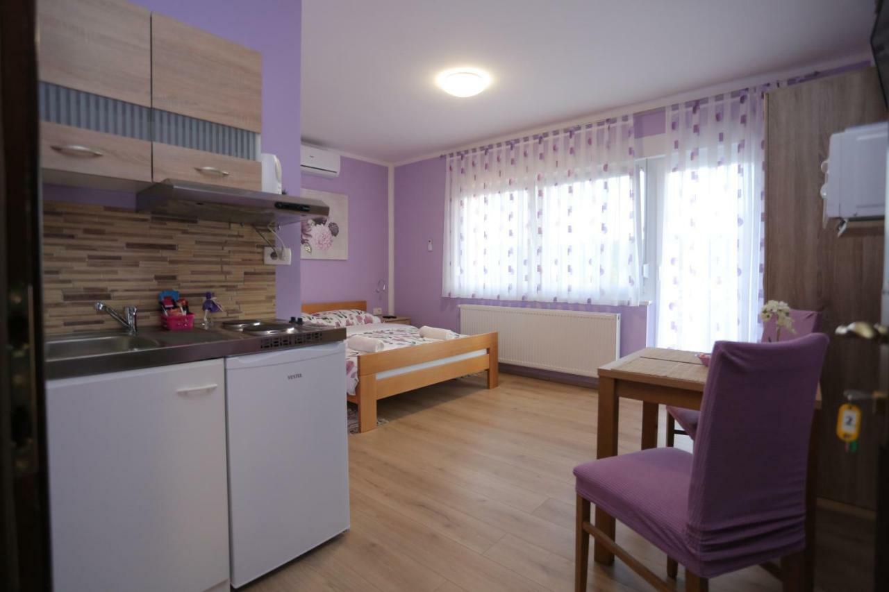 Apartmani Ksenija Krapinske Toplice Exteriör bild