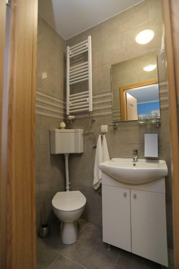 Apartmani Ksenija Krapinske Toplice Exteriör bild