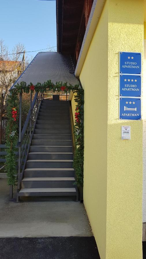 Apartmani Ksenija Krapinske Toplice Exteriör bild