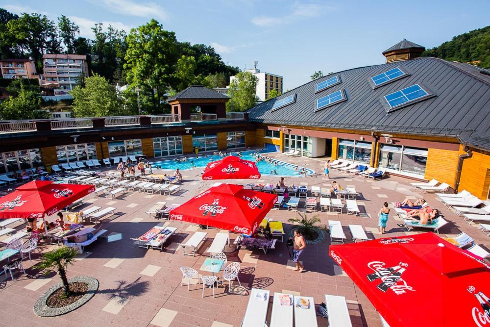 Apartmani Ksenija Krapinske Toplice Exteriör bild